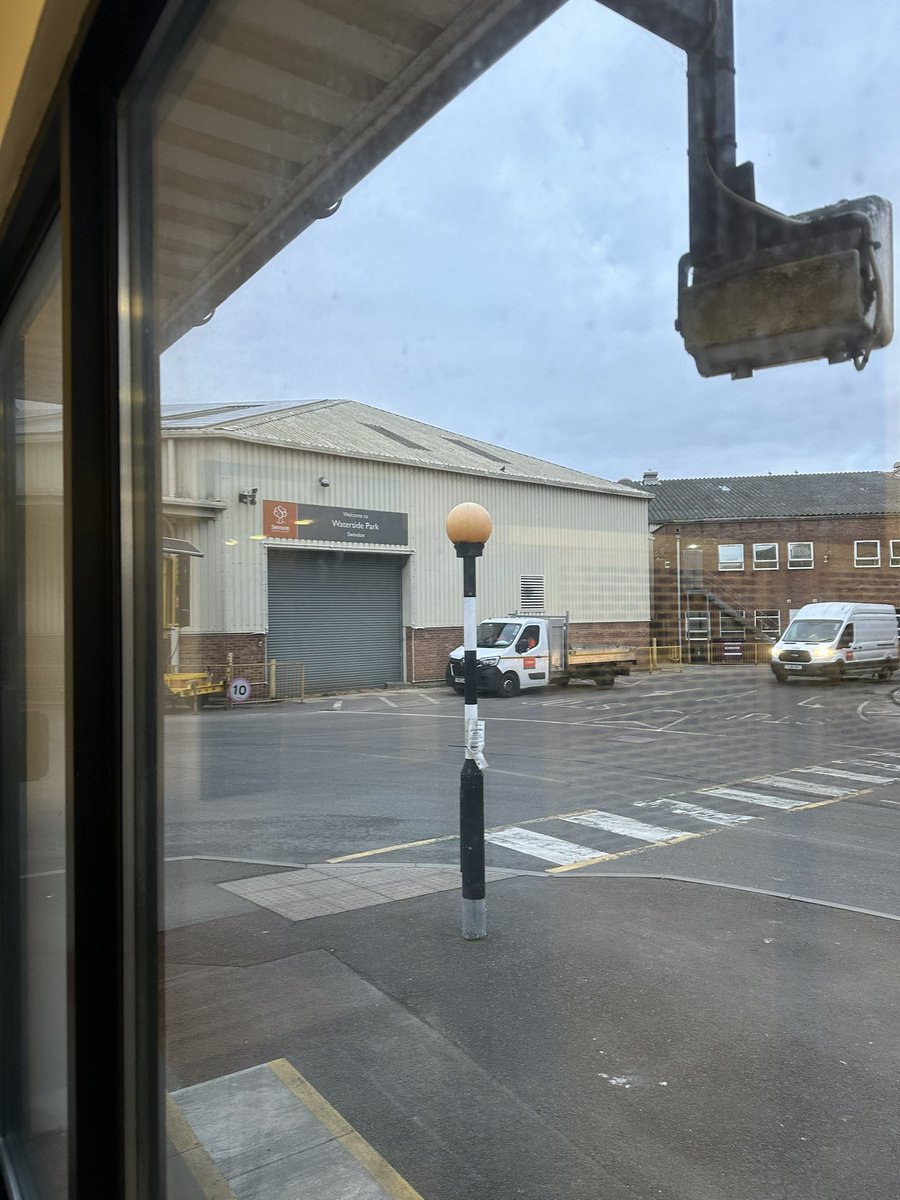 Jim Robbins tweet media