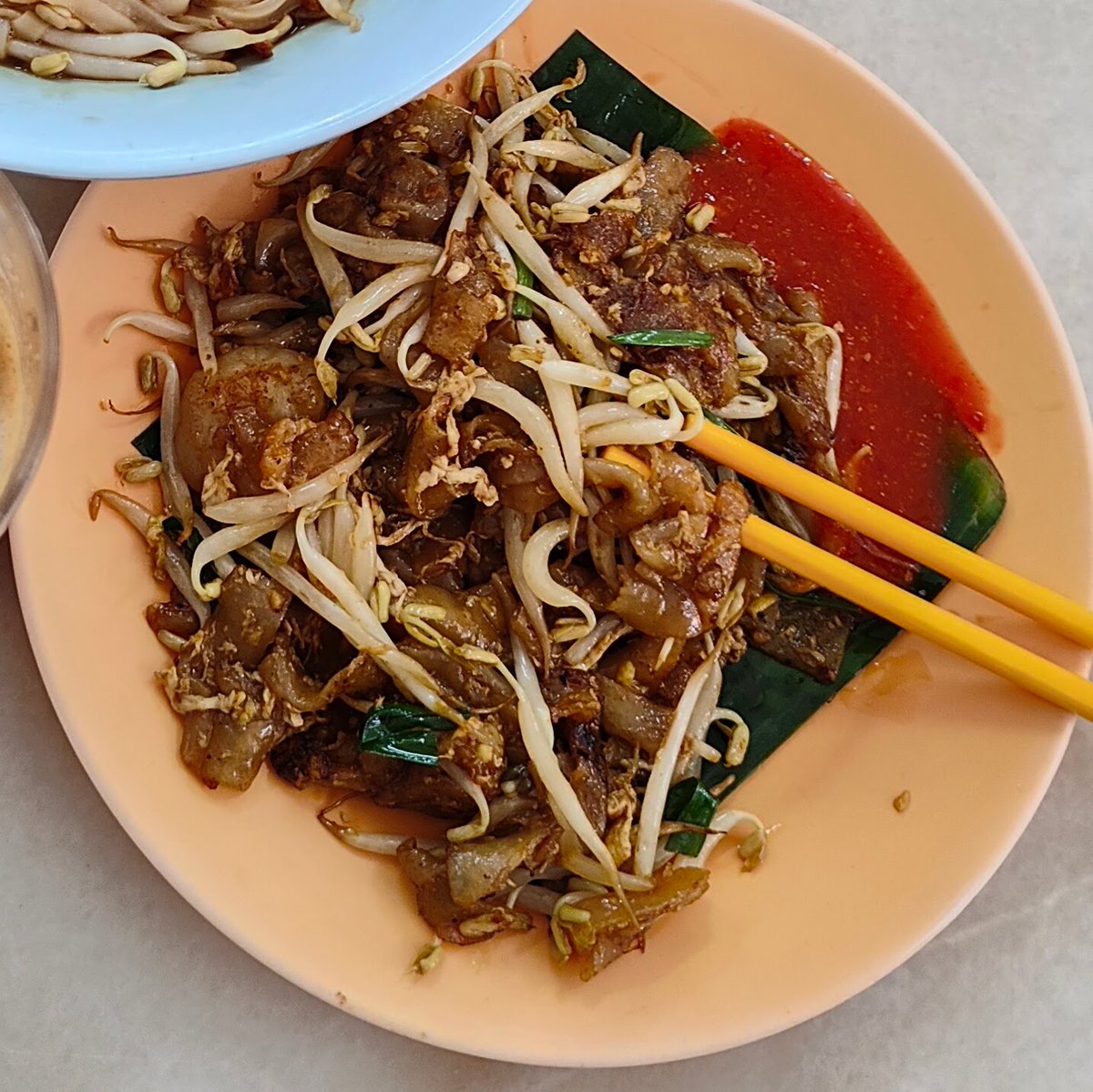 Sometimes I feel like I want to publish a food related series, like, say, "The Kopitiam Chronicles" or something. I'd be able to unleash the camera roll volume of Gastronomica-level (not really) photos. #kopitiam #kopi #CKT #Ipoh #mee