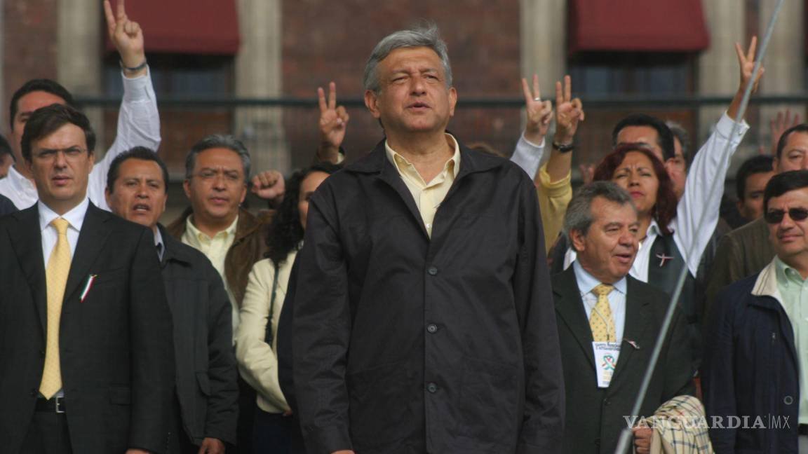 Juan_OrtizMX's tweet image. ¿Narcos financiaron la primera campaña de AMLO?

Este artículo de Tim Golden está sacudiendo las redes. Y no es para menos, se trata de un periodista laureado con dos Pulitzer.

¿Qué dice su artículo?

Hace más de una década agentes antidrogas de EE.UU. creyeron encontrar pruebas