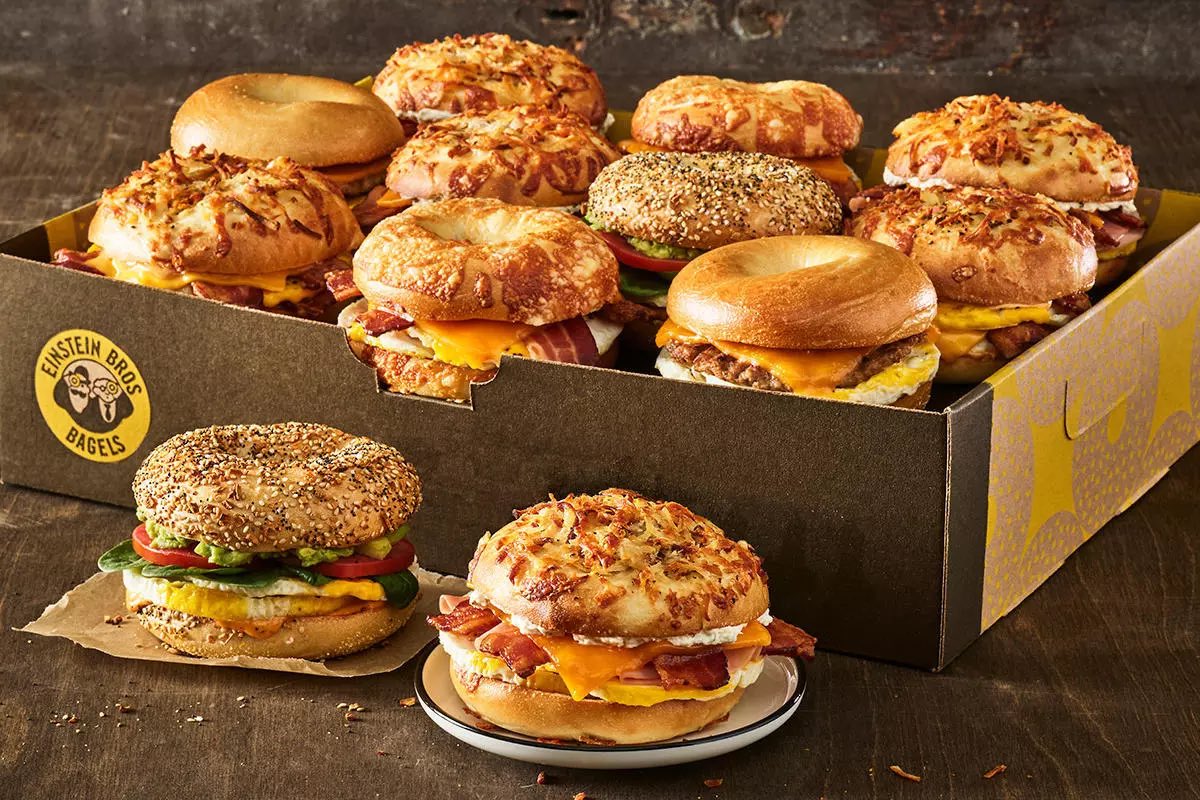 TheJennieB's tweet photo. No kitchen?  No problem!  I can help your hotel cater to your client’s needs!  Check us out at https://t.co/82vT3KYmRU.  

After you’ve gotten hungry looking at the menu, ask me about our exclusive Amazon Gift Card promo for catering customers 🥯s = 💵
#dominatingbreakfast https://t.co/02oxV2sgKn