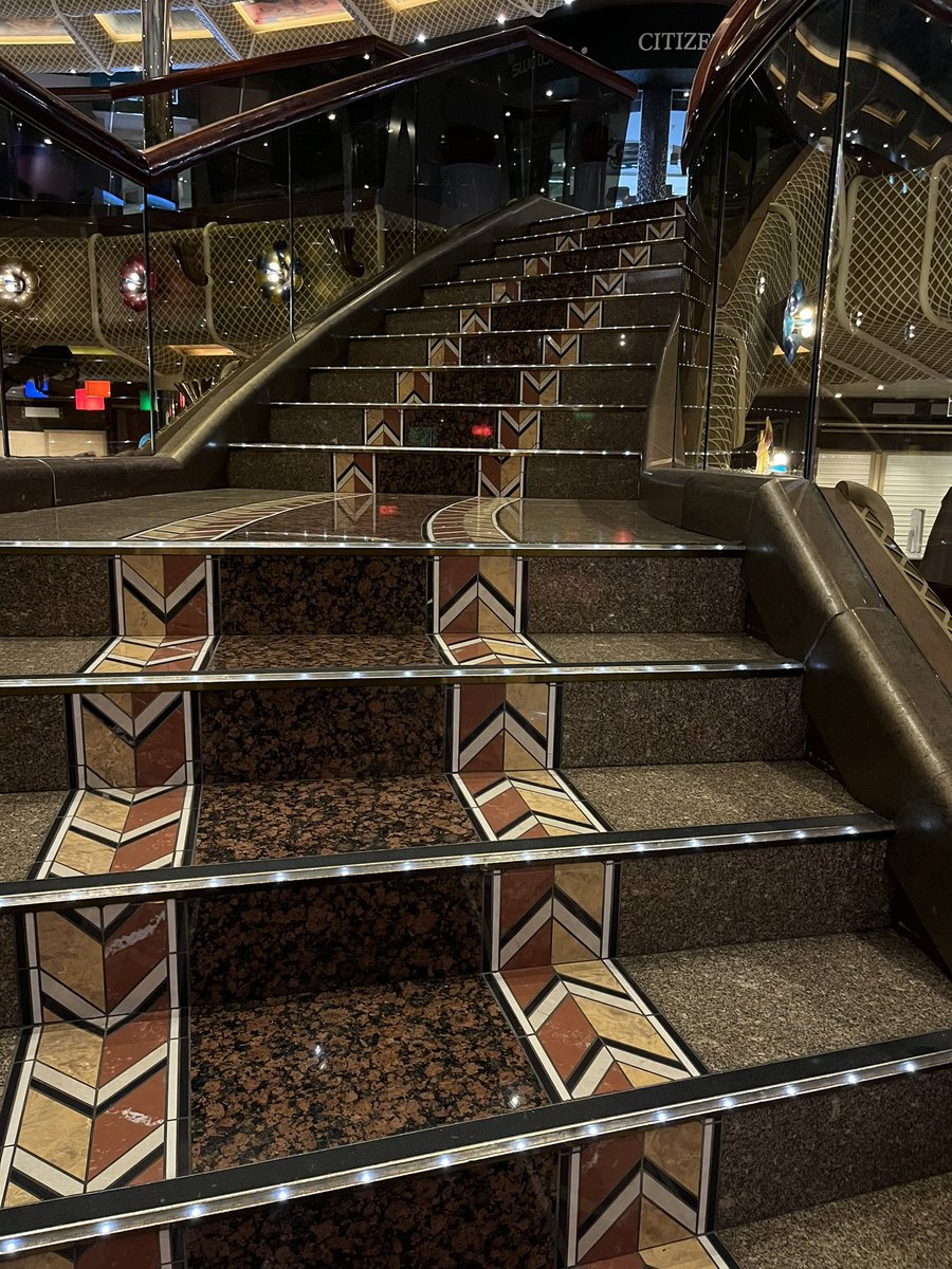 thiscruiselife's tweet photo. Older Carnival ships provide such an amazing window to cruising of the past. If you’ve been with us for a while, you know how much we love and celebrate Joe Farcus’ interior design work.
Carnival Conquest is truly a masterpiece. 💙
#carnivalconquest #joefarcus https://t.co/zlZZ7mUev5