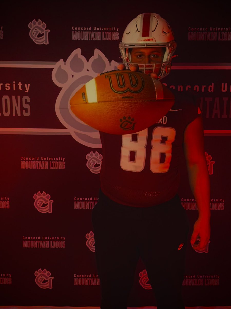 AshtonR24's tweet photo. Had a great visit at concord university!! Big thanks to @coachBFerg27 @Coach_Ramos74 and all the CU staff! https://t.co/BnlNgDYEoc