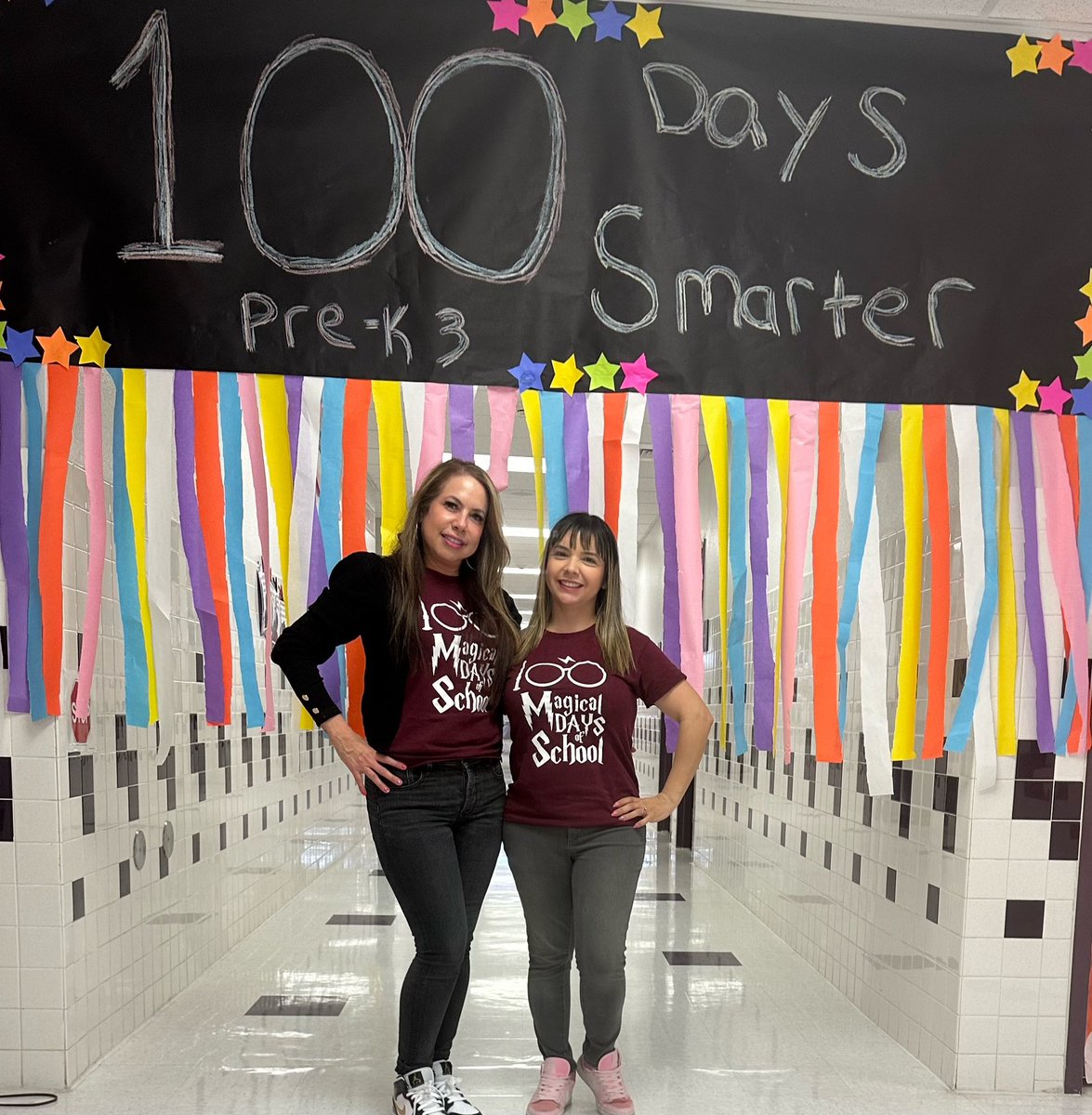 PCho_IES's tweet image. Happy 💯 Days of School! 🎉#KnightsChangeTheWorld 🌎   #ItsAnItuarteThing 🏰🧡💜