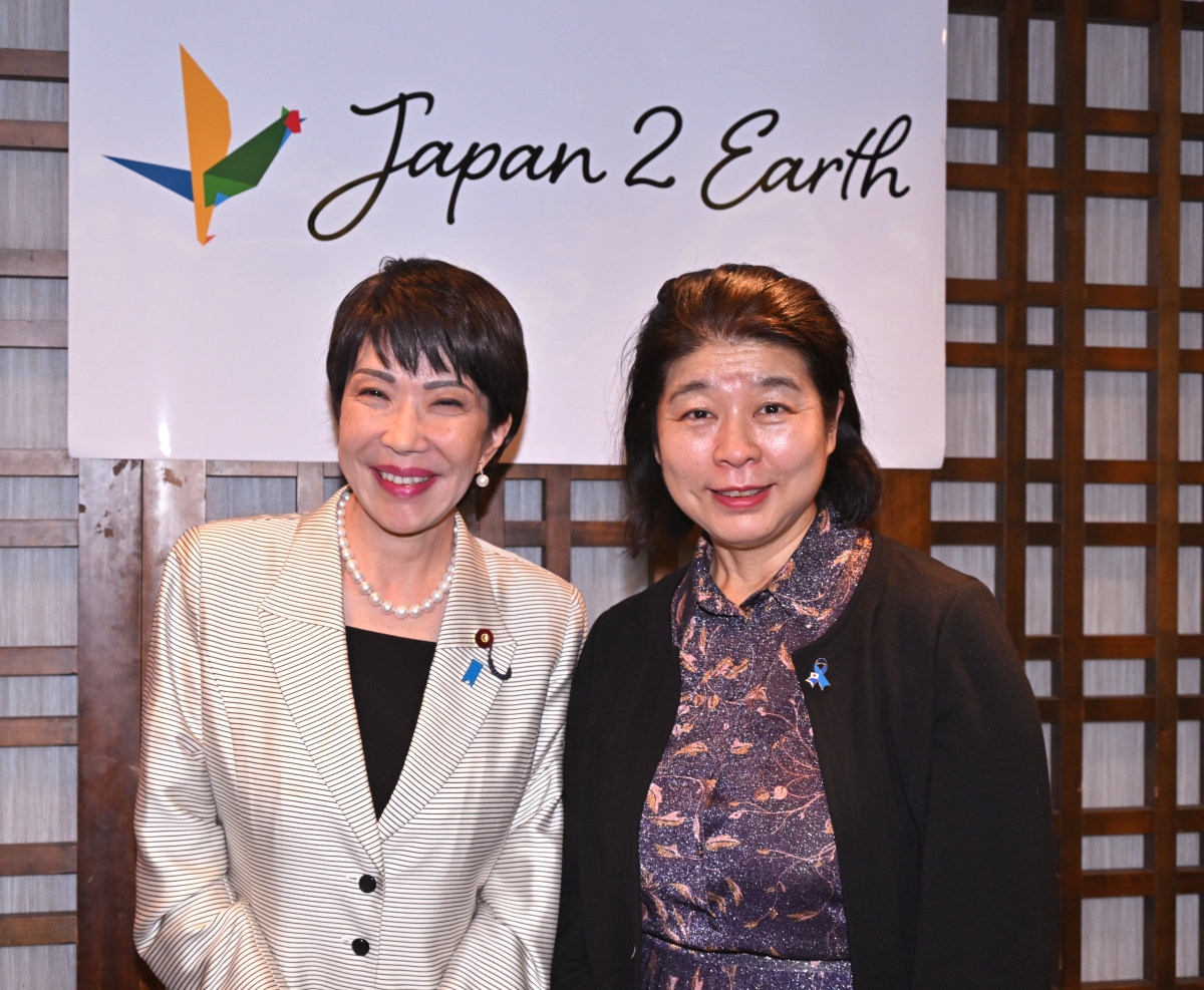 msugiura's tweet photo. #J2E #高市早苗議員 #SDGs ３年目となった、J2Eの新年会が産経新聞本社近くの会場で開かれました。高市早苗経済安全保障担当大臣も来られ、日本が誇るべき技術の産業化に言及しました。日本の技術を支えるのが政治の力です。

https://t.co/yGJk5mUGlX https://t.co/c4ZuAm6mK9