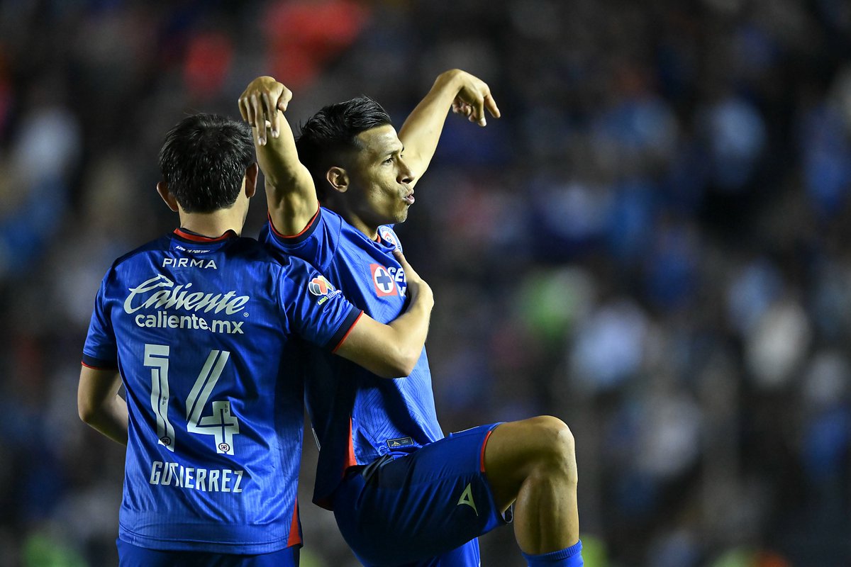 LigaBBVAMX's tweet photo. 🈶🐍 Kung Fu - GOLEADOR 🐍🈶 https://t.co/tALg8wJ5Pg