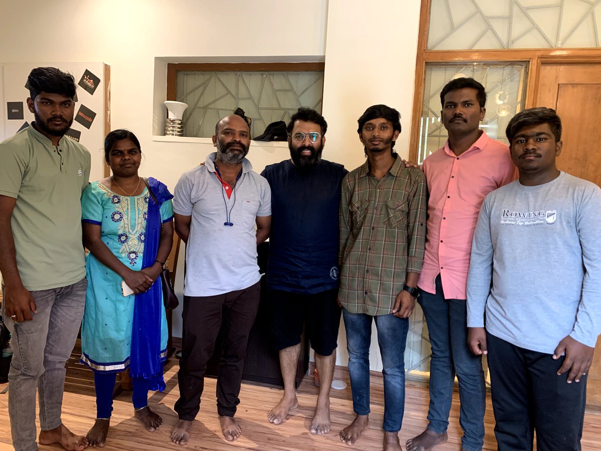 A long productive discussion with music Director @Music_Santhosh and Retd Prof. Shiva Shankar on the lack of machinery in cleaning septic tanks.