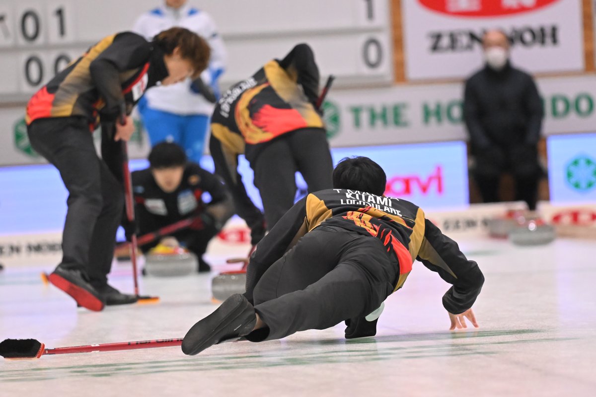 japan_curling's tweet photo. ◤第41回 全農 日本カーリング選手権大会◢

🥌競技8 男子｜結果
北見協会 7-3 岡山CA
チーム佐藤 11-6 チームTANI
LOCOSOLARE 6-3 TM Karuizawa
コンサドーレ 8-1 SC軽井沢クラブ

📸 ©︎2024 JCA H.IDE
#jcc2024 #curling #カーリング https://t.co/2OX5DQYOXW