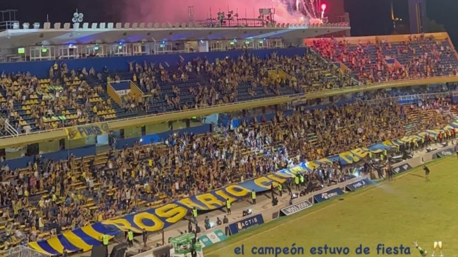 De los creadores de " la pasion mas grande del pais " y de las 100 personas de caravana en el monumento con los jugadores, llegaaaa ... 

500 en la platea... !

Proximamente en los mejores cines del pais...

💀☠️🅱️📢📢 🤣🤣🤣