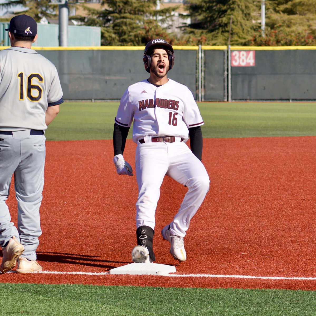 Marauders Baseball started the 2024 campaign with a 15-3 win on Friday and a 19-7 win on Saturday against the Barstow Vikings.
gomarauders.avc.edu/sports/bsb/202…