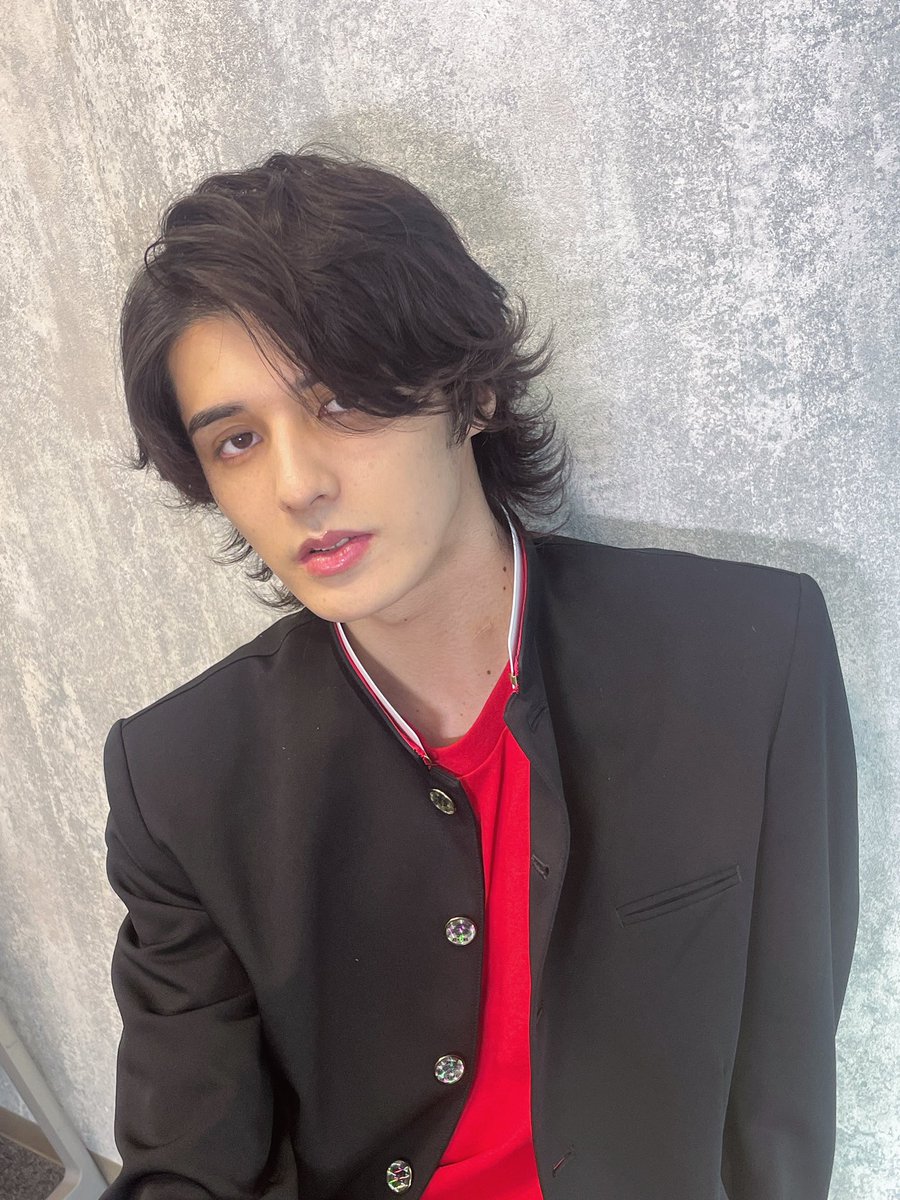 せっかく新しい先公が来るっつうから楽しみにしてたのによう」