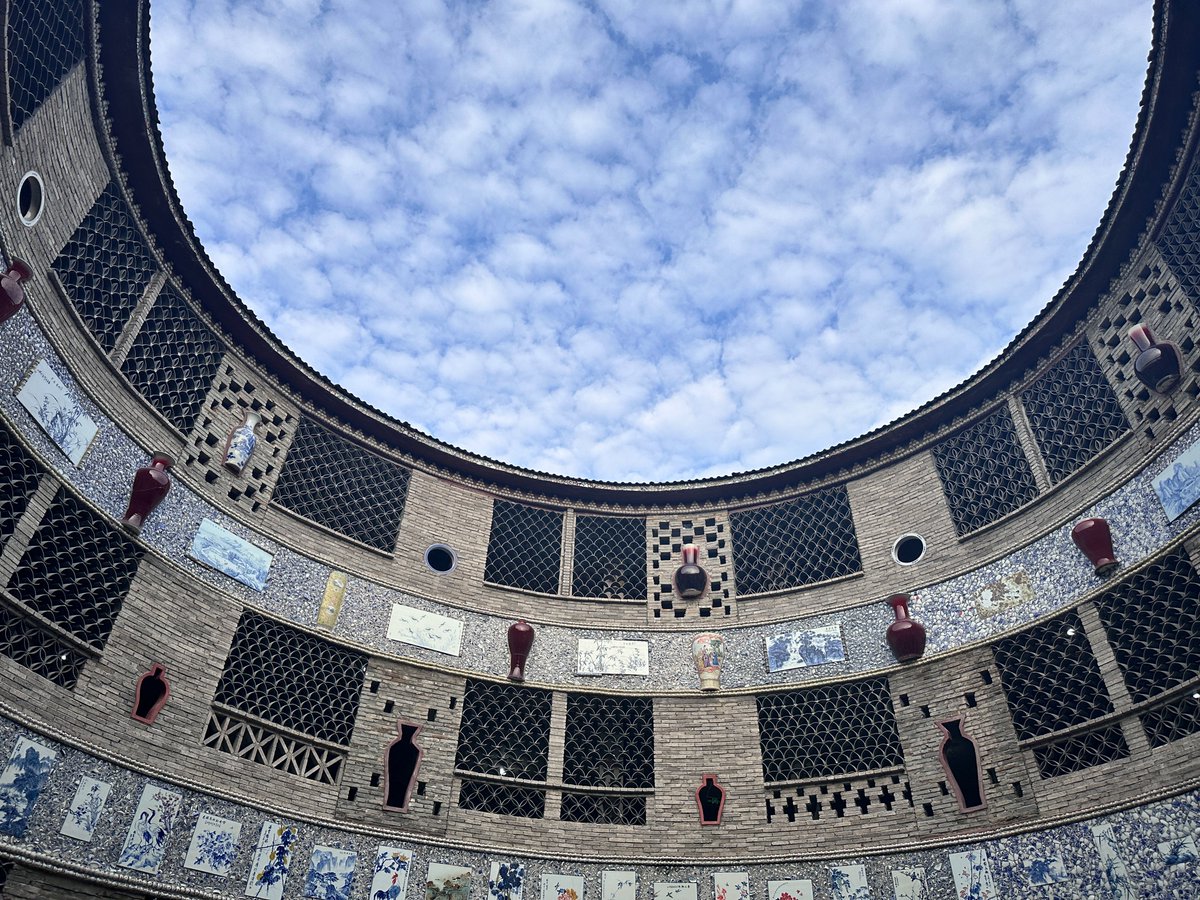 h83760550's tweet photo. 和北北旅游第一站
景德镇 https://t.co/wSb1rpq89C