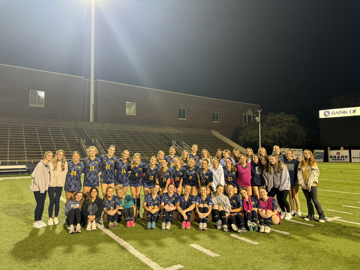 HPGirlsSoccer's tweet photo. It’s a good day to be a Scot🤩🤩 Big wins all around and a great show out by the 8th graders!!
JV Navy 8-0
JV Gold 6-1
Varsity 4-0
Bella Davis #KILTIT
Elle Jones 🎩
Bella Davis ⚽️
Morgan Williams 🅰️
Lucy Cox 🅰️
Atty Meyer 🅰️
Adeline Jacobs 🅰️ https://t.co/62EtgnEjDR