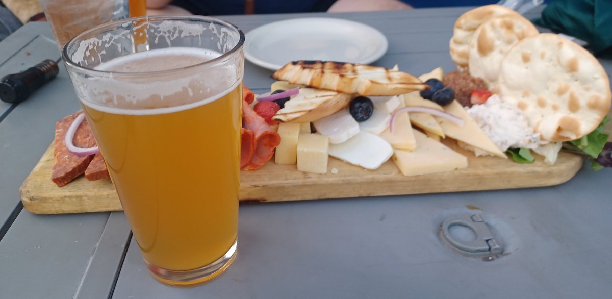 ʜᴇᴍꜱᴋʏ. 83.🌵 tweet media