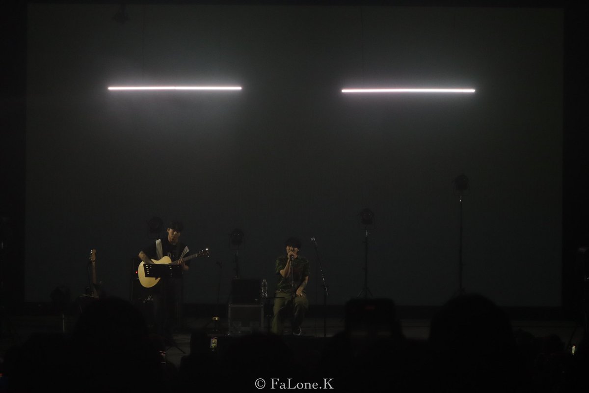 Falonephone's tweet image. งานนี้พาศิลปินไปหลายที่เลย จะไล่ลงตั้งแต่เพลงแรกนะคับ 🥹 
พาไปชมวิวตึกสูง
พาไปชมนกริมทะเล
#DVWNLiveInBangkok #DvwnLiveinbkk 
#LightsourceTH
#VeryLive