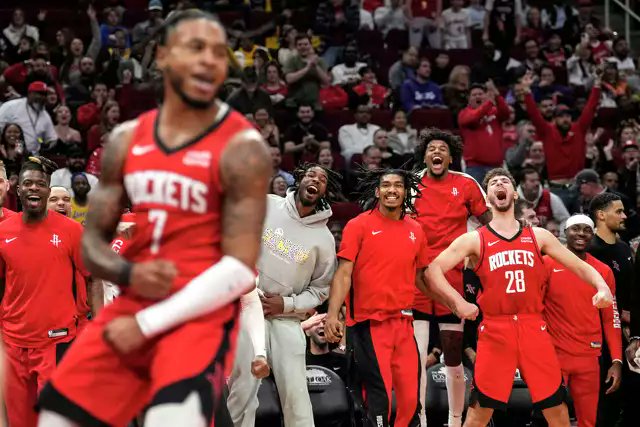 fyrebear's tweet photo. #Rockets #FunMeter 📈 https://t.co/YqeyRzIZPh