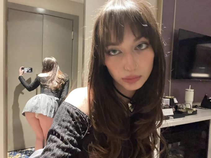 full time pathetic fuckdoll https://t.co/D8bMBesip2<a href="/tag/mvsales"class="tags"><span>#mvsales</span></a>