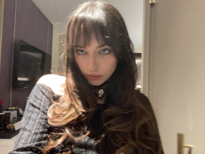 full time pathetic fuckdoll https://t.co/D8bMBesip2<a href="/tag/mvsales"class="tags"><span>#mvsales</span></a>