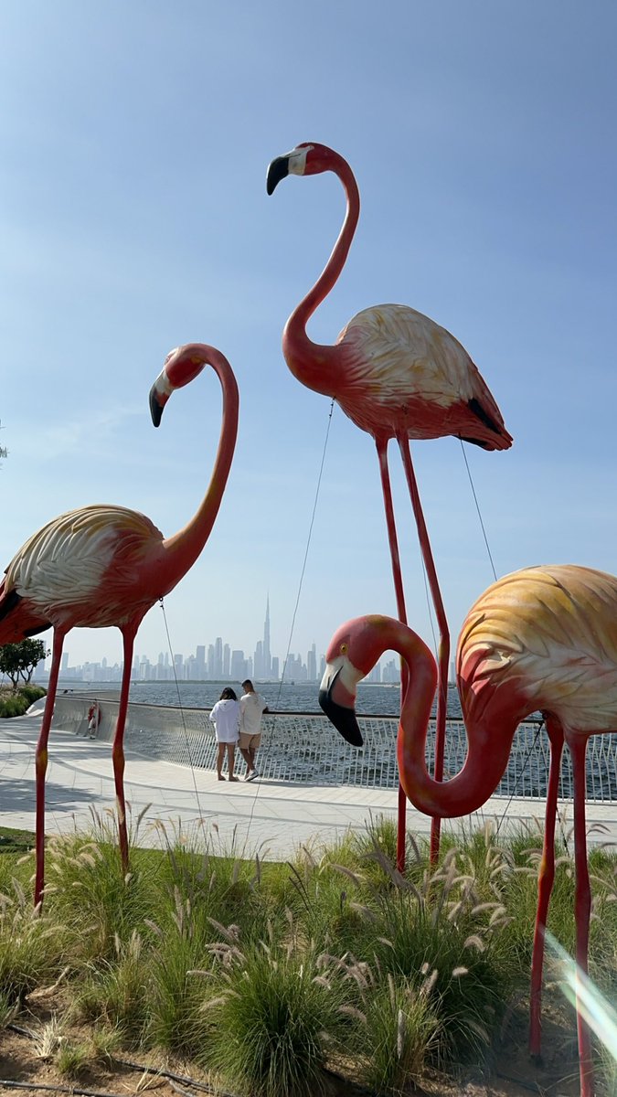 رضا الله ورضا الوالدين 

رضا الناس لم يذكر في القرآن لذلك لاتتعب نفسك معهم فلا أنت عبد لهم ولا هم أسيادك.