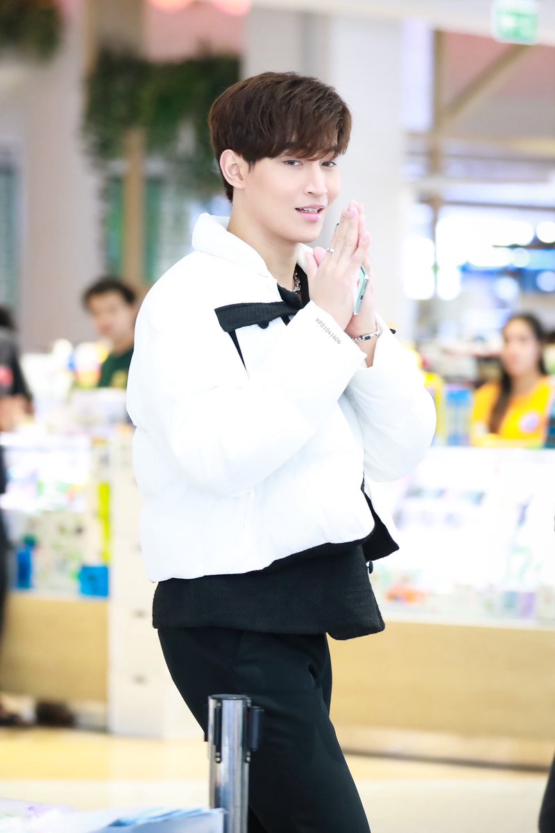 หล่อน่ารักสดใสขนาดนี้..ใจเราจะไม่เป็นของเราอีกต่อไป..ว้าวุ้นเล้ยยย😘😉

#OPPOReno11xOHM #OhmThitiwat