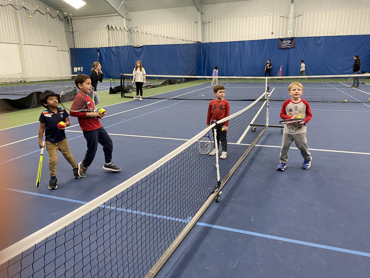 SpectrumEmp's tweet image. Energy and enthusiasm in abundance on the tennis courts at Spectrum Empowerment tennis event! Every swing is a step towards fun and friendship.
#spectrumempowerment #tennisevent #funandfriendship