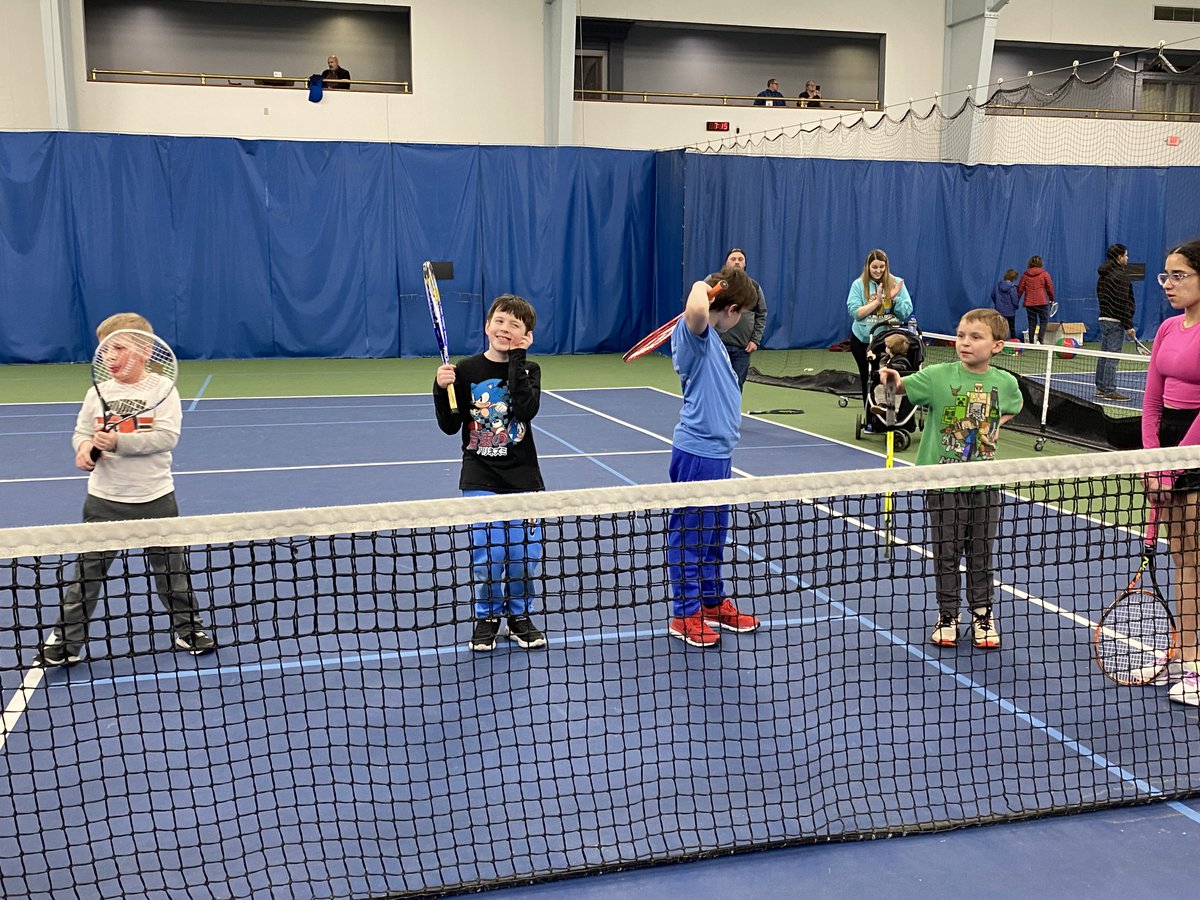 SpectrumEmp's tweet image. Energy and enthusiasm in abundance on the tennis courts at Spectrum Empowerment tennis event! Every swing is a step towards fun and friendship.
#spectrumempowerment #tennisevent #funandfriendship