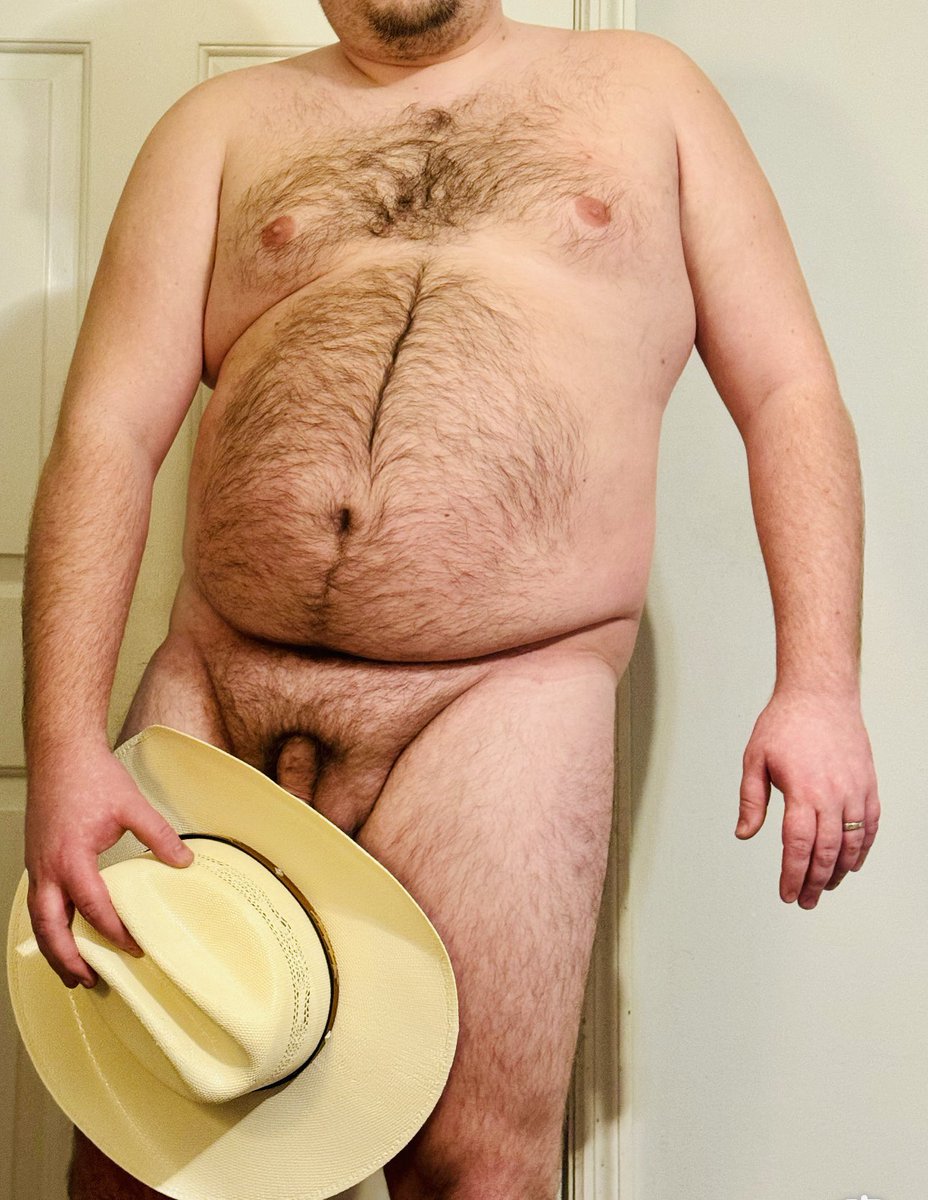 d_millercub's tweet photo. Hat off for almost 400 followers! #gaycub #hairy https://t.co/oEpiUA76MA