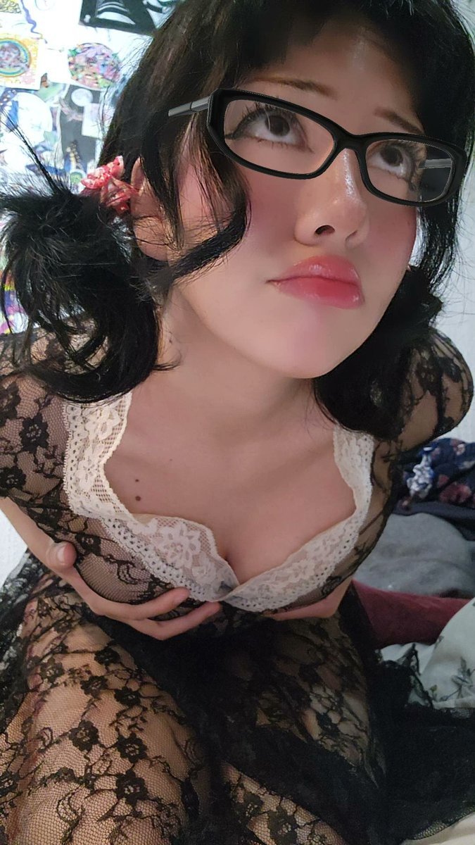 aquilatrix666's tweet photo. This glasses are just it 💗
https://t.co/WUWxdfdNrq
#onlyfans #girl #hot #nsfwtwt #of #viral #Trending #Halloween #costume #cosplay #anime #pilates #secretarycore #librariancore https://t.co/R7YCsJBgD5