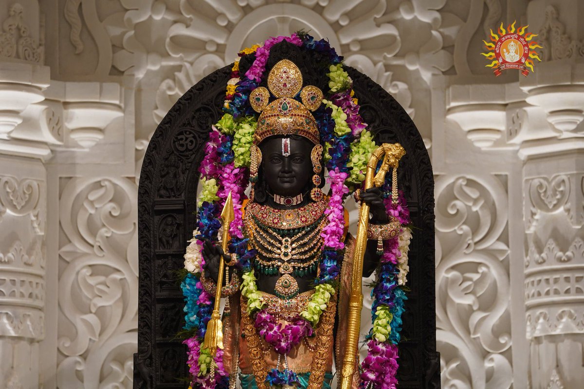 विरासत भी विकास भी  ! 
भक्ति भी समृद्धि भी ! 
प्रभु श्री राम मन्दिर में  राम भक्तों ने एक महीने में किया  3550 करोड़ का दान।
#राममंदिर