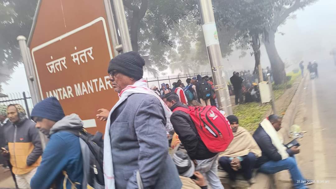 EVM हटाओ
किसान और जमीन बचाओ

#चुनाव_आयोग_पर_महामोर्चा