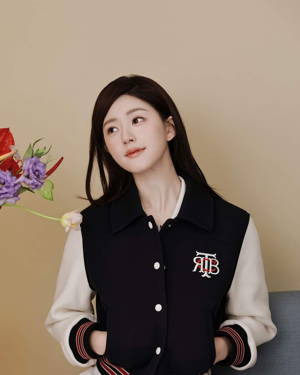 okaytoday_'s tweet photo. จ้าวลู่ซือ ในมุมเด็กน้อยวัยใส สุดน่ารัก ช่วยเยี่ยวยาหัวใจสุด ๆ 🥰🩵
#ZhaoLusi #赵露思 #จ้าวลู่ซือ #OkayToday https://t.co/5gRlEWCbPq