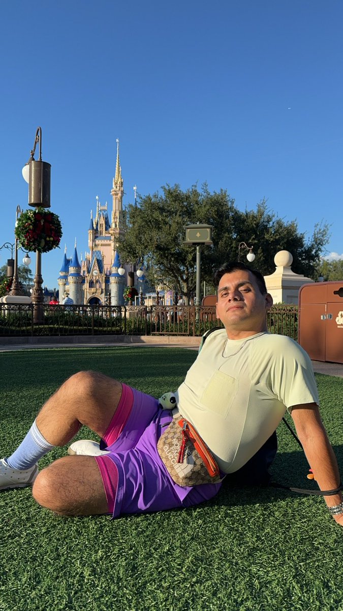 ParksFromAfar's tweet photo. Celebrated my birthday on month 8 so here are a few https://t.co/PEpJ6bCvhv
