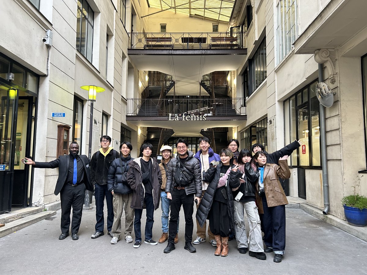 tua_films's tweet photo. GEIDAI-FEMIS WORKSHOP in Paris🇫🇷
長年交流のあるLa femisに藝大映画専攻11名と諏訪教授が訪れています。
昨年6月に日本に来た学生との再会もあり、La femisへの訪問をとても歓迎してもらっています。
WSは2/2(金)まで。
その様子を都度アップします。
#Lafemis https://t.co/4zQJTv9scY