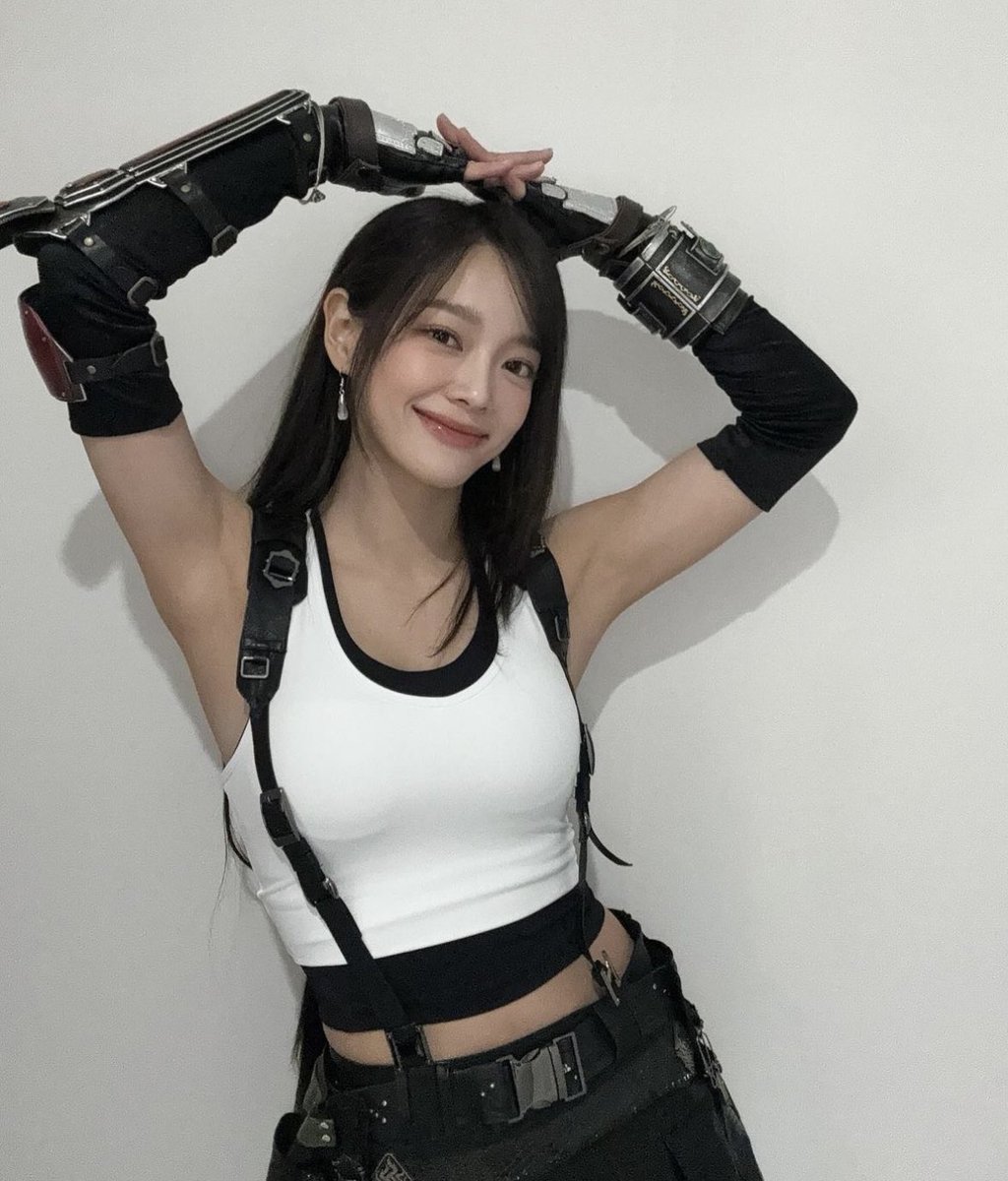 이 컨셉으로 작품 하나 해줘 제발......