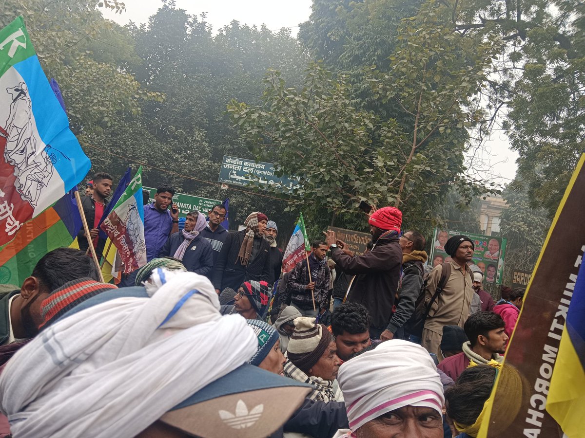 गली गली में हल्ला है चुनाव आयोग दल्ला है
#चुनाव_आयोग_पर_महामोर्चा