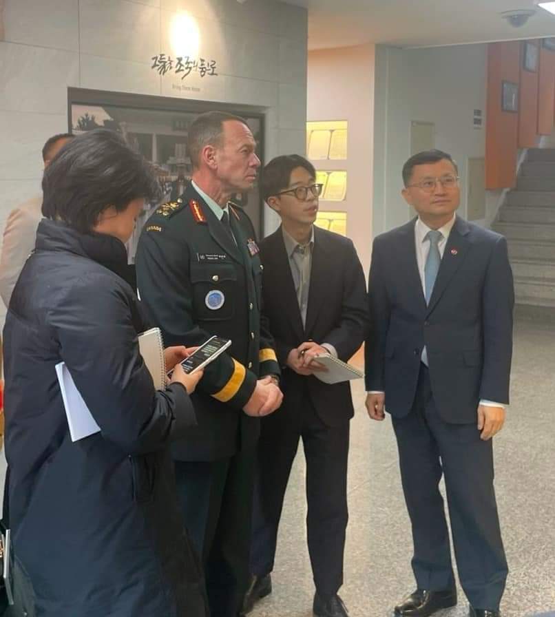 UNC DCDR, LTG Derek Macaulay 🇨🇦🇺🇳🇰🇷 tweet media