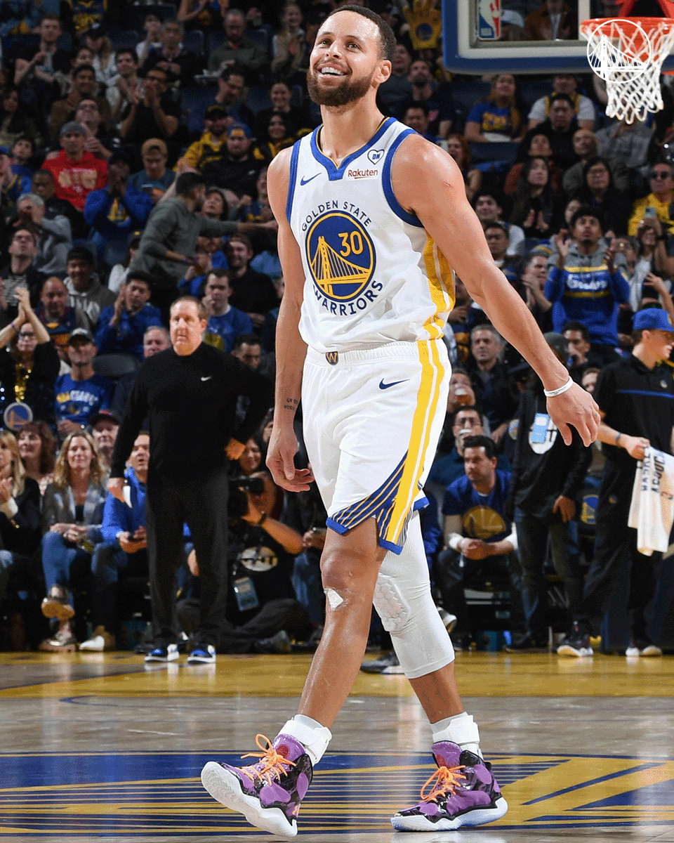 warriors's tweet photo. 8 THREES for SC30 https://t.co/pyLOhgnmd0