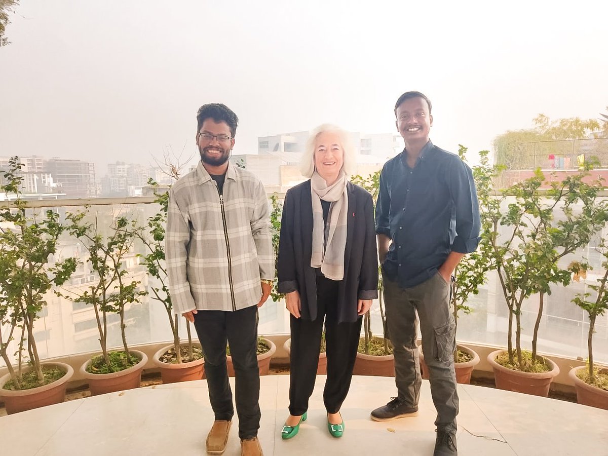 Incredibly honored to have my first meeting w/ hon. French Ambassador @MarieMasdupuy, discussing Cox's Bazar climate context and climate action. A productive breakfast session on locally led adaptation and youth. 🌍 #AdaptationPact #LLA #PowerInYouth @YouthNet4CC