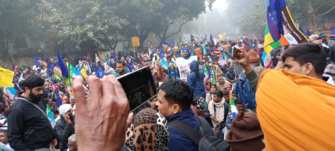 ये आजादी झूठी है, देश की जनता भूखी है!!! 
EVM के विरूद्ध देश के युवाओं का खून अब खौल चुका है। 

#चुनाव_आयोग_पर_महामोर्चा