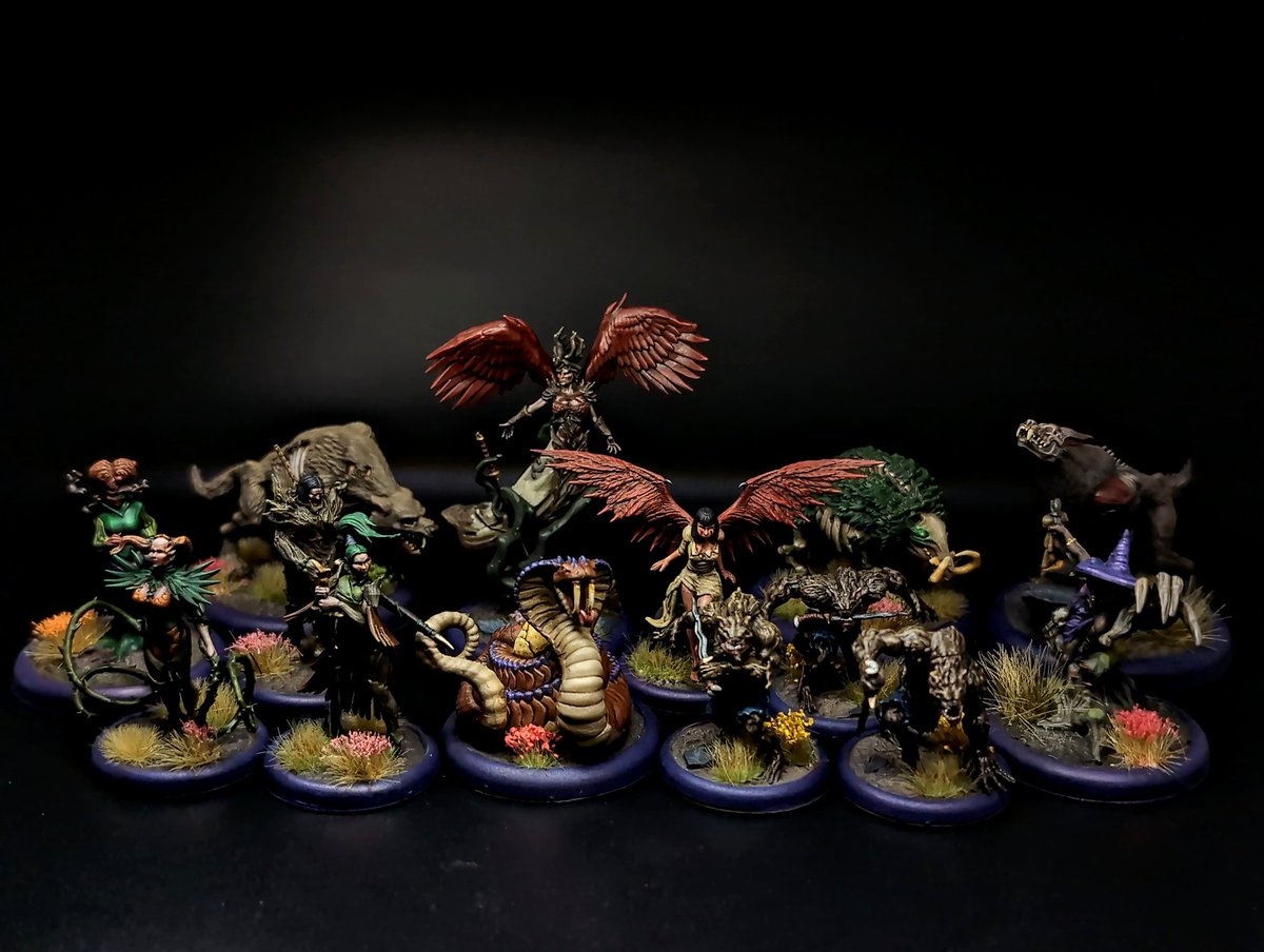 Madrox6's tweet photo. Titania crew
#playwyrd #malifaux #wyrdgames https://t.co/VwCOFLD2qz