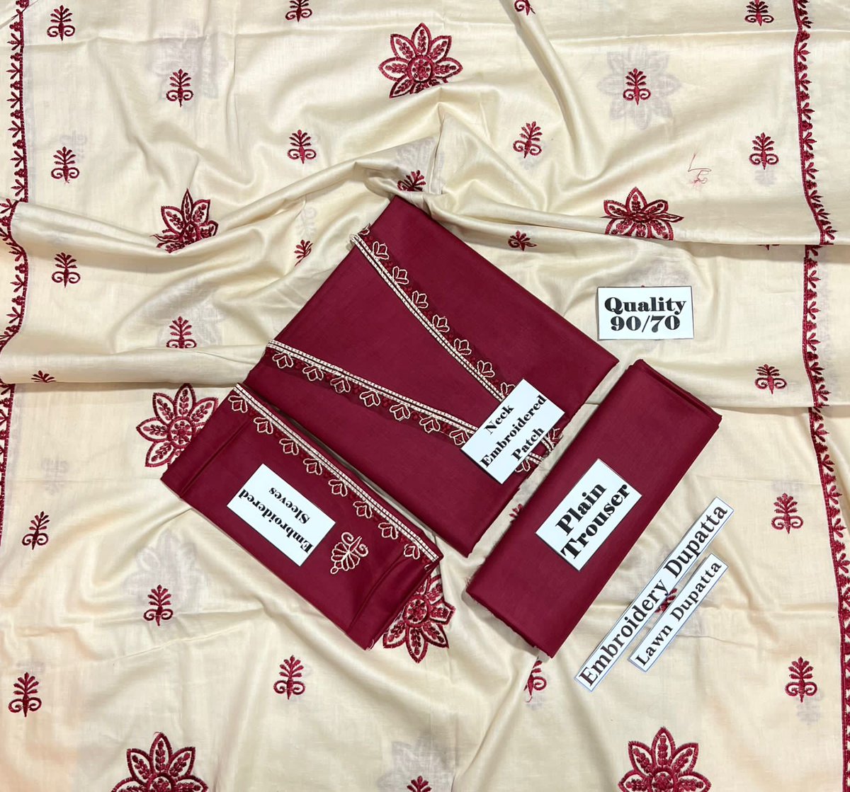 Collection97620's tweet image. #embroided lawn dress available,for order and details contact number 03177718054