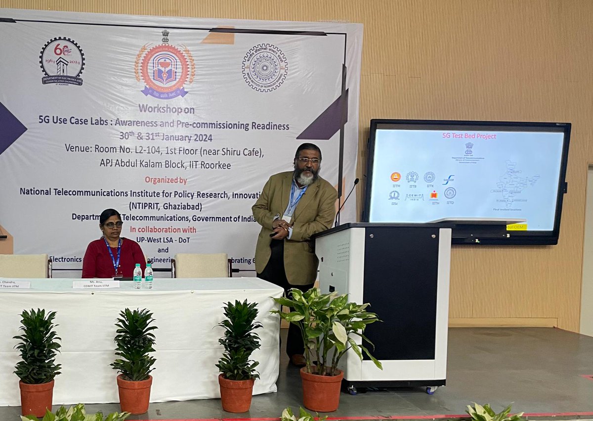 Sh. V. Chandrashekhar and Ms. Anusuya B from CEWIT/IIT-Madras shared their experience with the participants related to 5G test bed in IIT-Madras and its use for 5g use case labs in Workshop on 5G Use Case Labs at IIT-Roorkee.