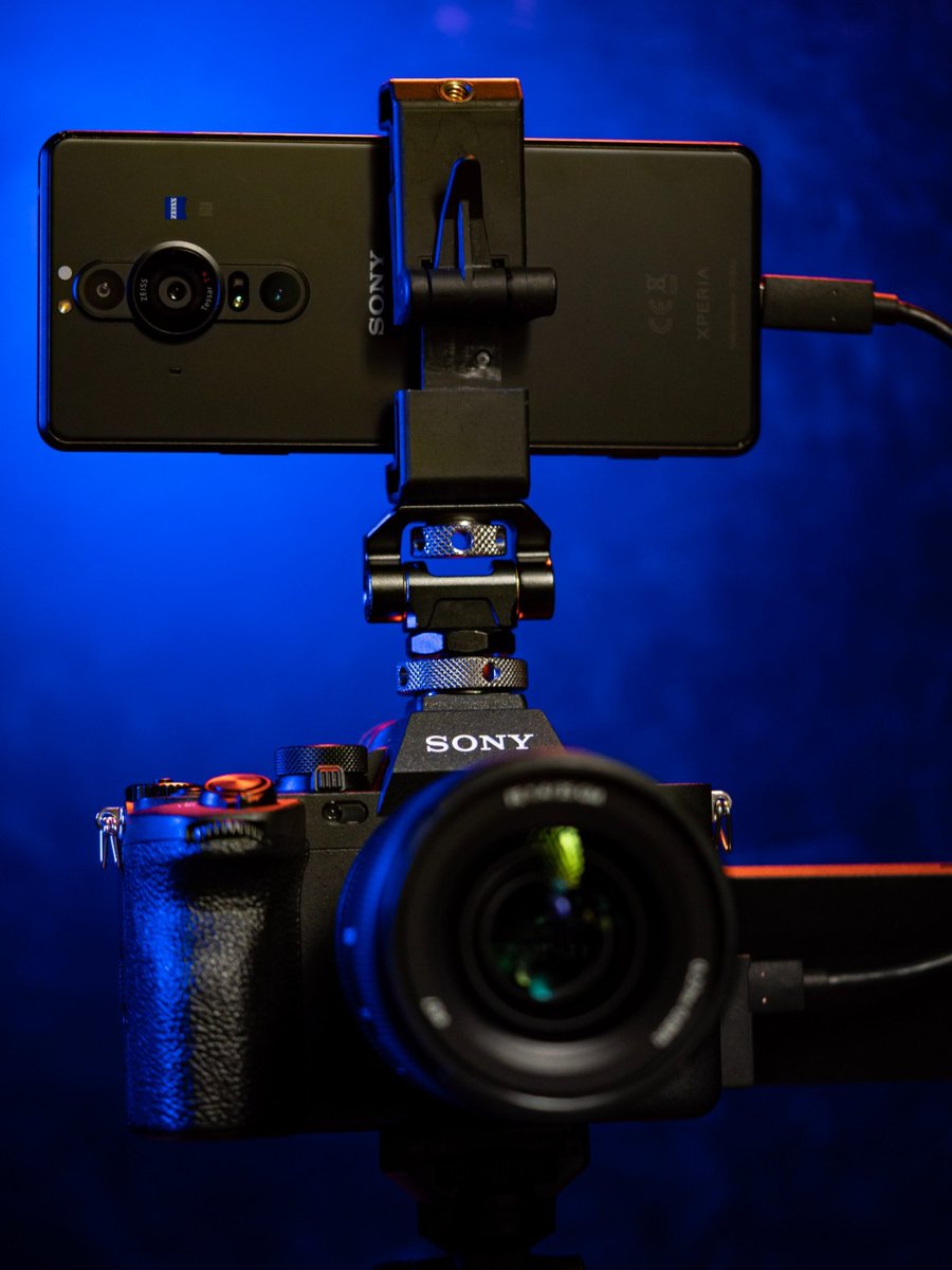 SonyXperiaUS's tweet image. Do you love to use an Xperia with your @SonyAlpha camera? Reshare this and drop a note below to let us know why you love it! #SonyXperia