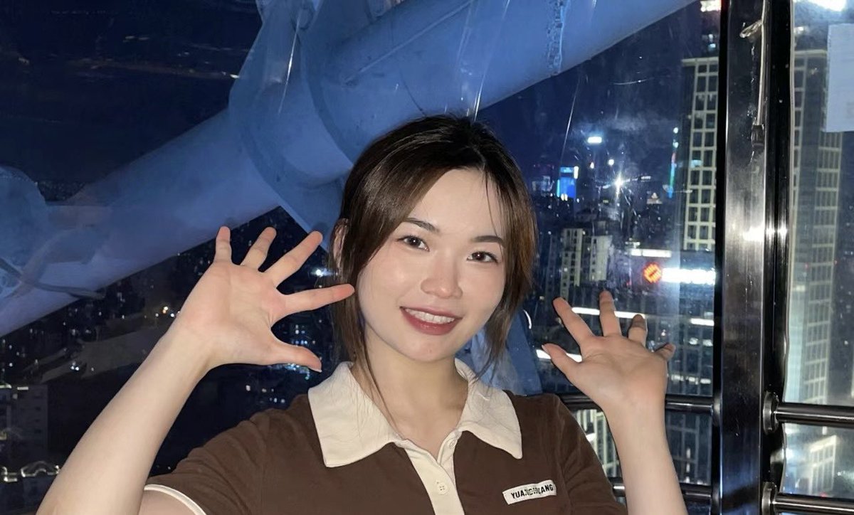 ncmgzy's tweet photo. 在南昌红谷滩区的一条母狗 https://t.co/YAxDUoHyU6