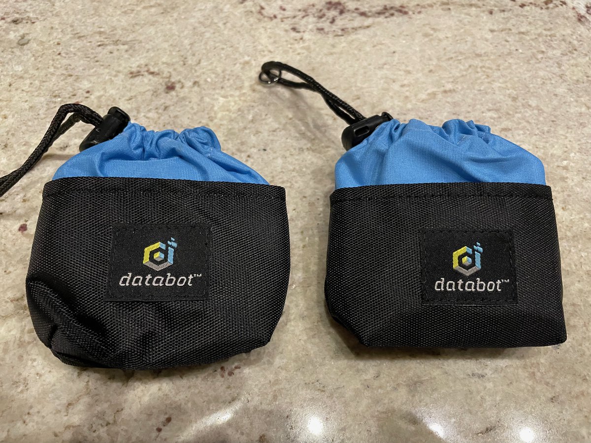 kgiori's tweet image. Tiny package, ENORMOUS capability! 🤩 I  wish every student had a databot in their backpack. It&apos;s like a  calculator for the real world of 🌱science, ✨physics, and 🔎exploration.  We&apos;ll be demoing #databot at #FOSDEM! 🤖 @microblocksfun #physicalcomputing #opensource #STEM