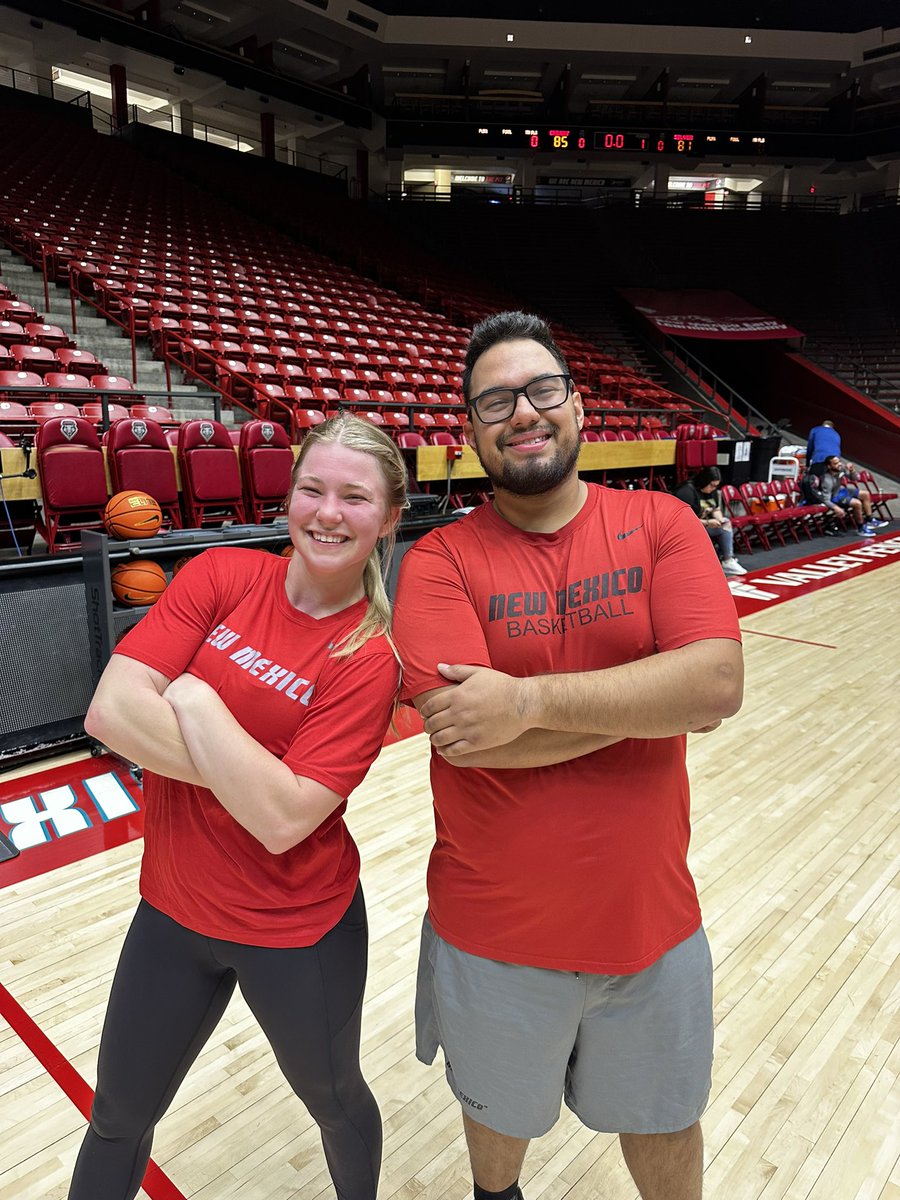 UNMMBBManagers's tweet image. PLAYER(S) OF THE GAME

Peyton Stephens and Nathaniel Castillo. Big time minutes with 4 inactives tonight.

ELECTRIC ⚡️ 

#GoLobos @bsumbbmanagers