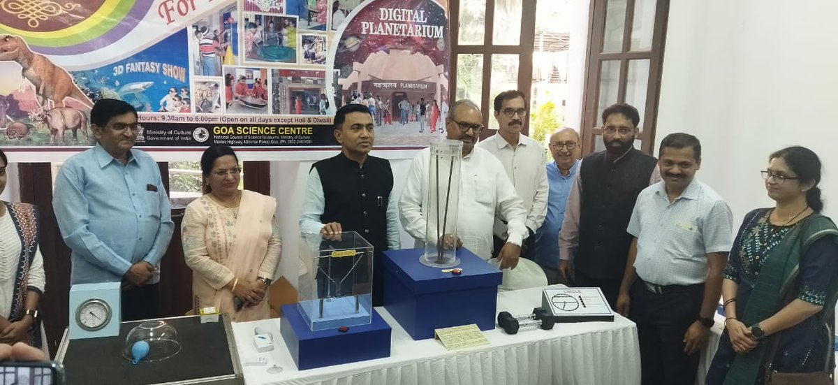 ncsmgoi's tweet photo. Glimpses of Inauguration of @GSCPGoa Pavilion by Dr. Pramod Sawant, Hon'ble Chief Minister, #Goa, at Science Film Festival of India, Goa, being held at @esg_goa, #Panaji.
#ScienceFilmFestival #SCIFFI #ESG #FilmFestival https://t.co/gjPWd9Sawv