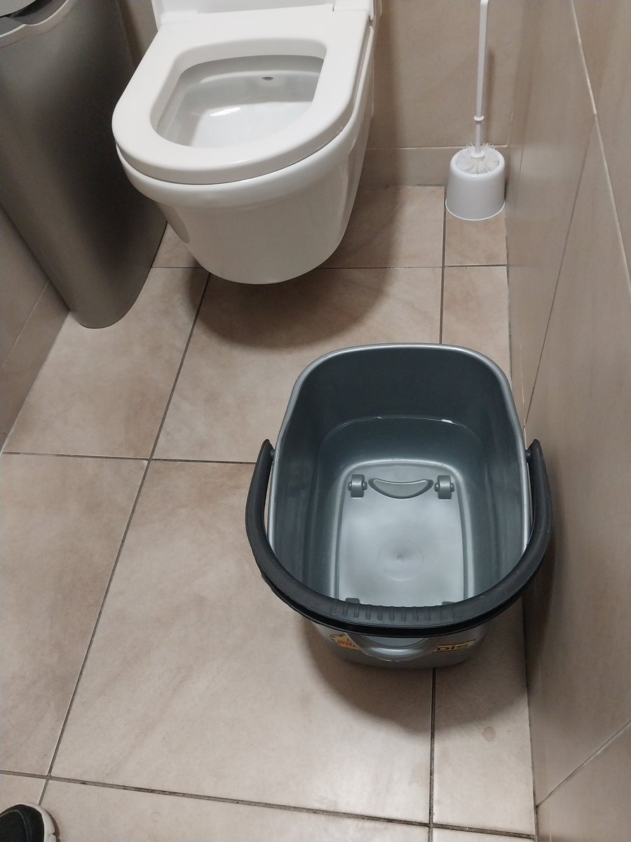 nkrobster's tweet photo. @virginactiveSA At Virgin Active in Steenberg, they can't afford to maintain working toilets and expect members to flush with a bucket of water. Why join?Seriously shocking https://t.co/NvhtzttOSX