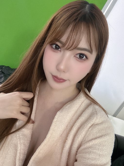 今日は撮影！✨ https://t.co/LWs2bXmam9<a href="/tag/%E3%83%88%E3%83%AA%E3%83%97%E3%83%ABhappy%E3%82%AD%E3%83%A3%E3%83%B3%E3%83%9A%E3%83%BC%E3%83%B32024"class="tags"><span>#トリプルhappyキャンペーン2024</span></a>