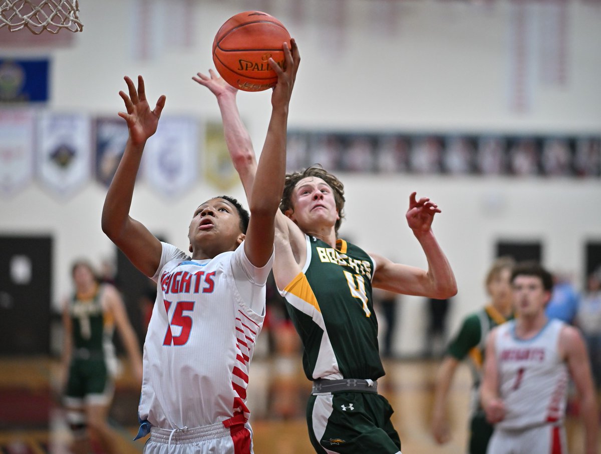 TopsportsN's tweet photo. Red-hot @SHHSThunderbird boys roll to 59-41 UKC win over @Bobcat0912 T-Birds' 10th win in 11 games. ...
https://t.co/BOvahBnqhy https://t.co/qGIeCWhiLs