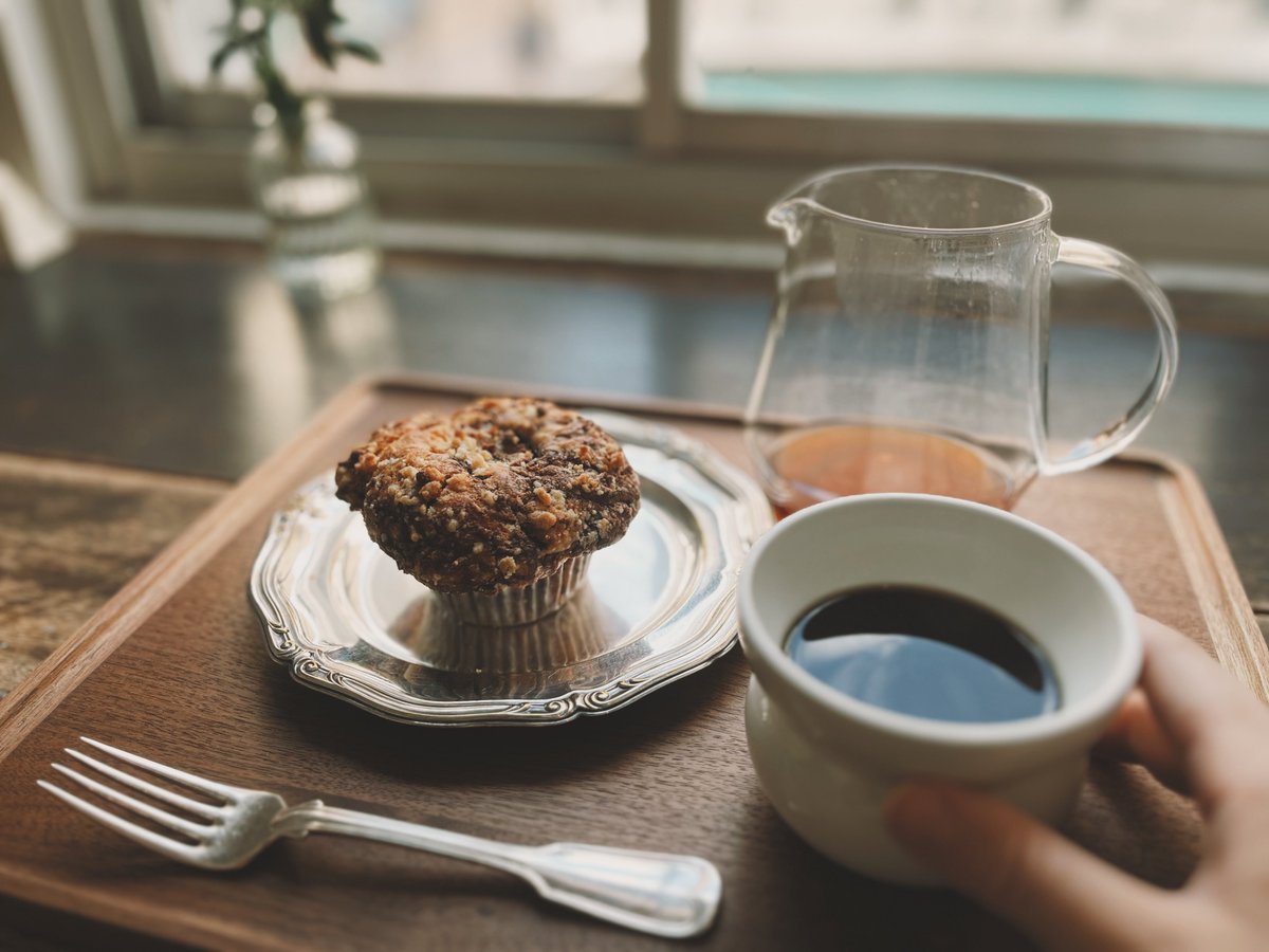 用事を済ませて久しぶりに
寺崎コーヒーさん。

友達に豆のお土産も買えた☕️

遅めのお昼ご飯はバナナマフィン